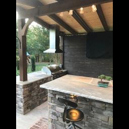 Life Outdoors offers expert hardscape and landscape design & installation services in Fort Mill, SC, and surrounding areas.