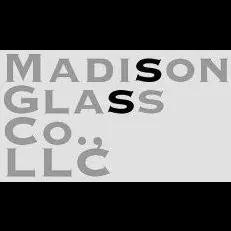 Quality glass and mirror services in Nashville since 1960, specializing in custom mirrors and glass-top furniture.